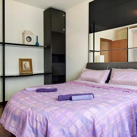 Glicine Villa *