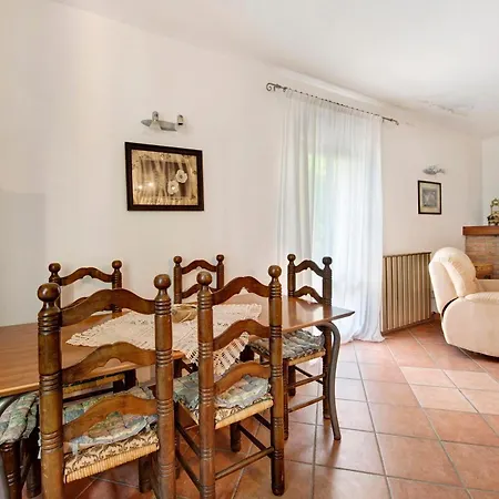 Glicine Villa *
