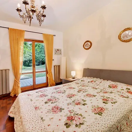 Villa Glicine San Zeno di Montagna
