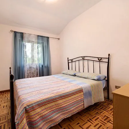 Glicine Villa *