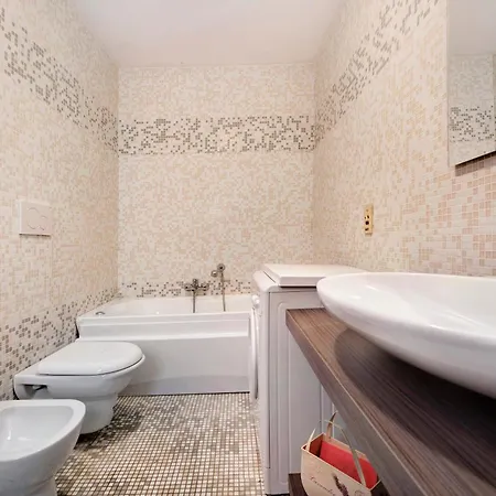 Glicine Villa San Zeno di Montagna