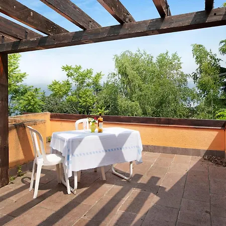 Villa Glicine San Zeno di Montagna